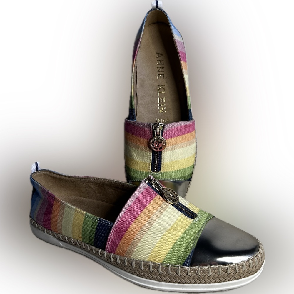 Anne Klein Akzetta Loafers - Size 9.5